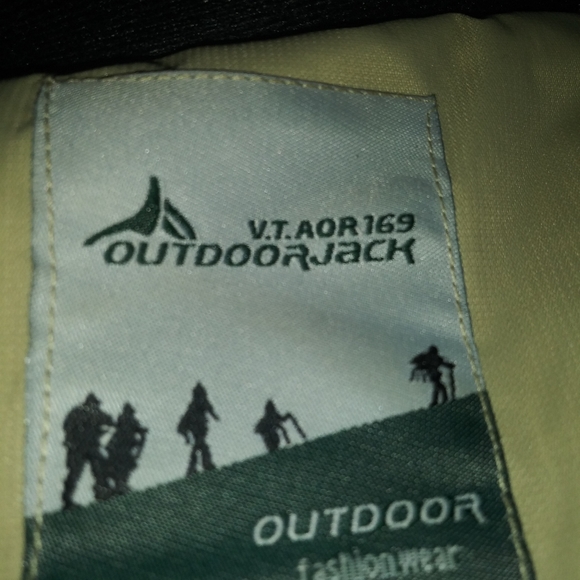 Outdoor Jacket - Picture 7 of 7